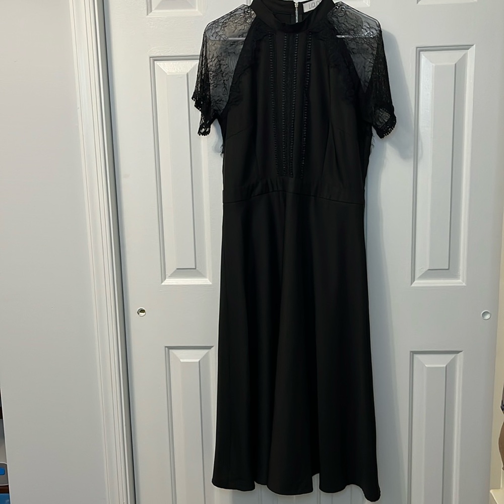 Liquorish Black Lace Short Sleeve Dress Knee Length Size 14/42